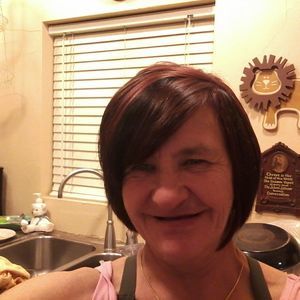 Meet your Posher, Becky